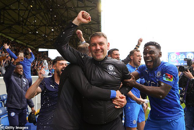 Former Stockport County manager Dave Challinor is the frontrunner to takeover at Sheffield Wednesday following Henrik Pedersen's exit