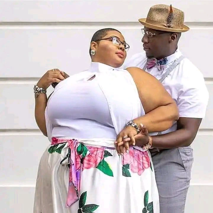 True love never discriminates: Man shows off his beautiful obese girlfriend.