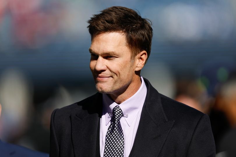 Tom Brady called out a series of mistakes made by Colston Loveland