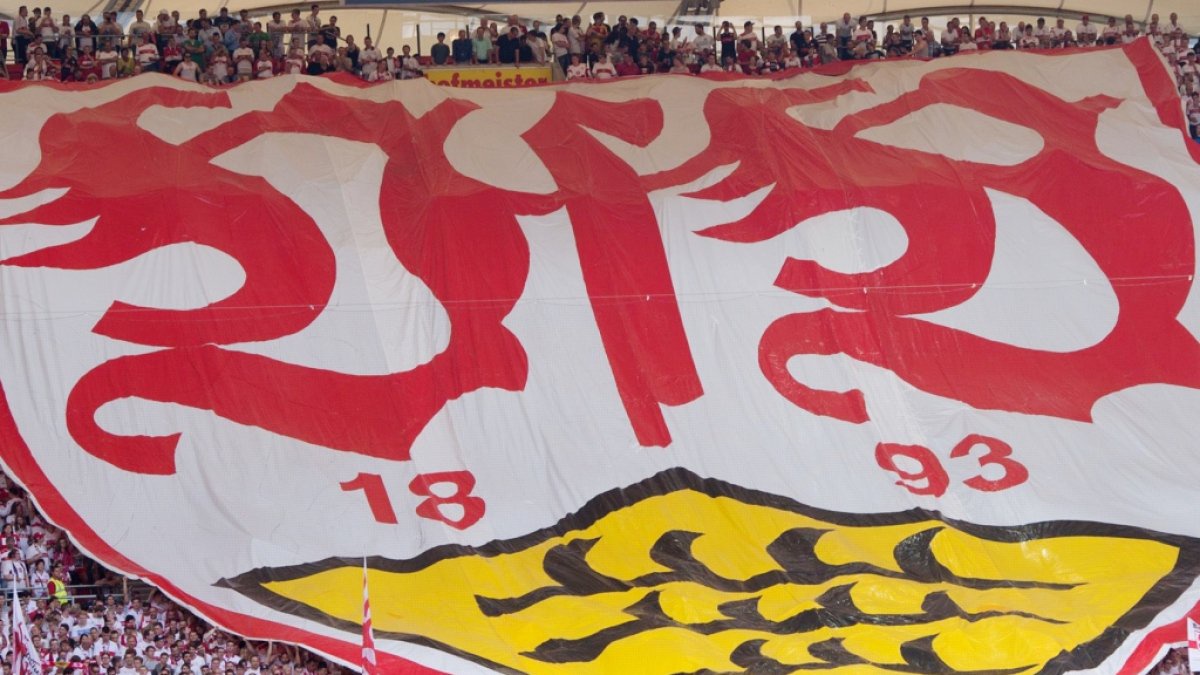 Mit großen Bannern unterstützen die Fans den VfB Stuttgart. (Symbolbild) (Foto)