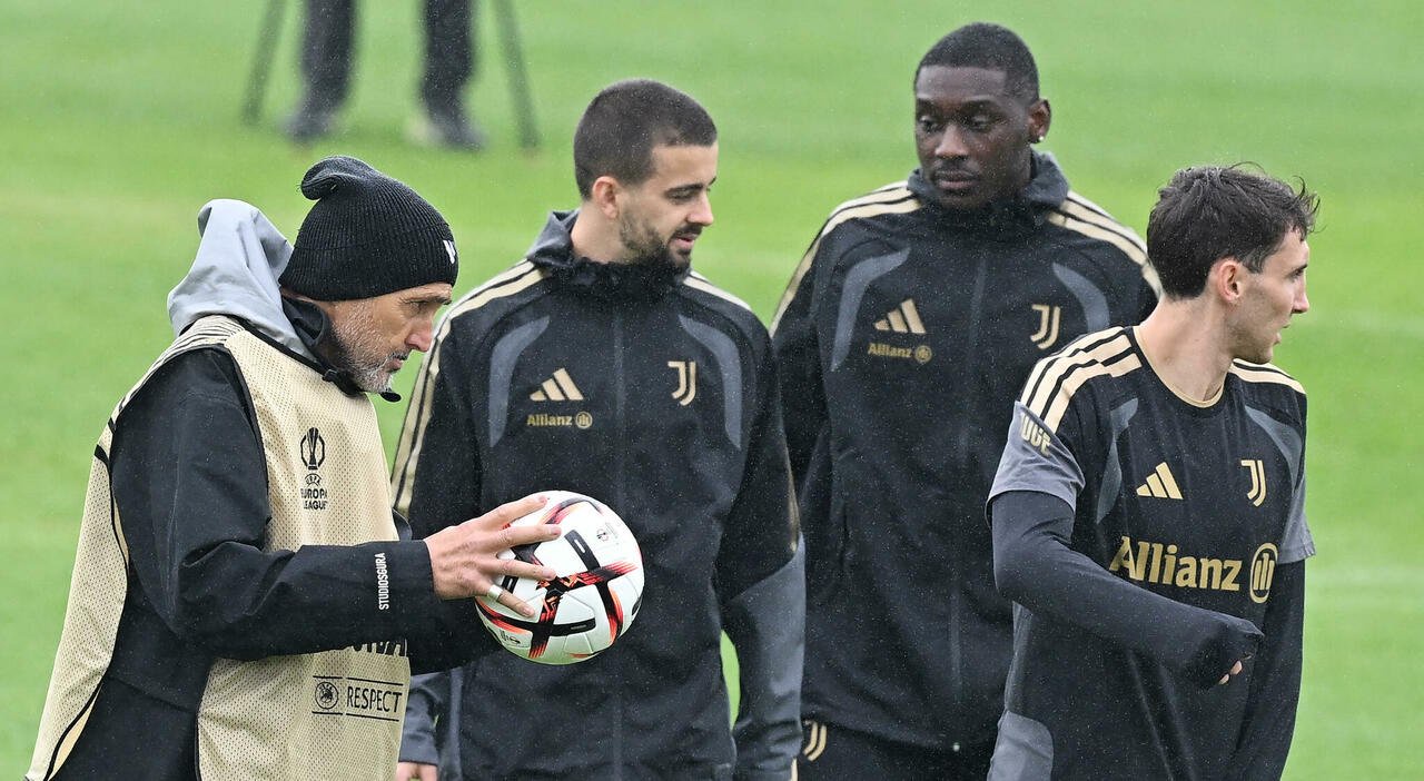 Juventus manager Luciano Spalletti defends squad after Lazio loss