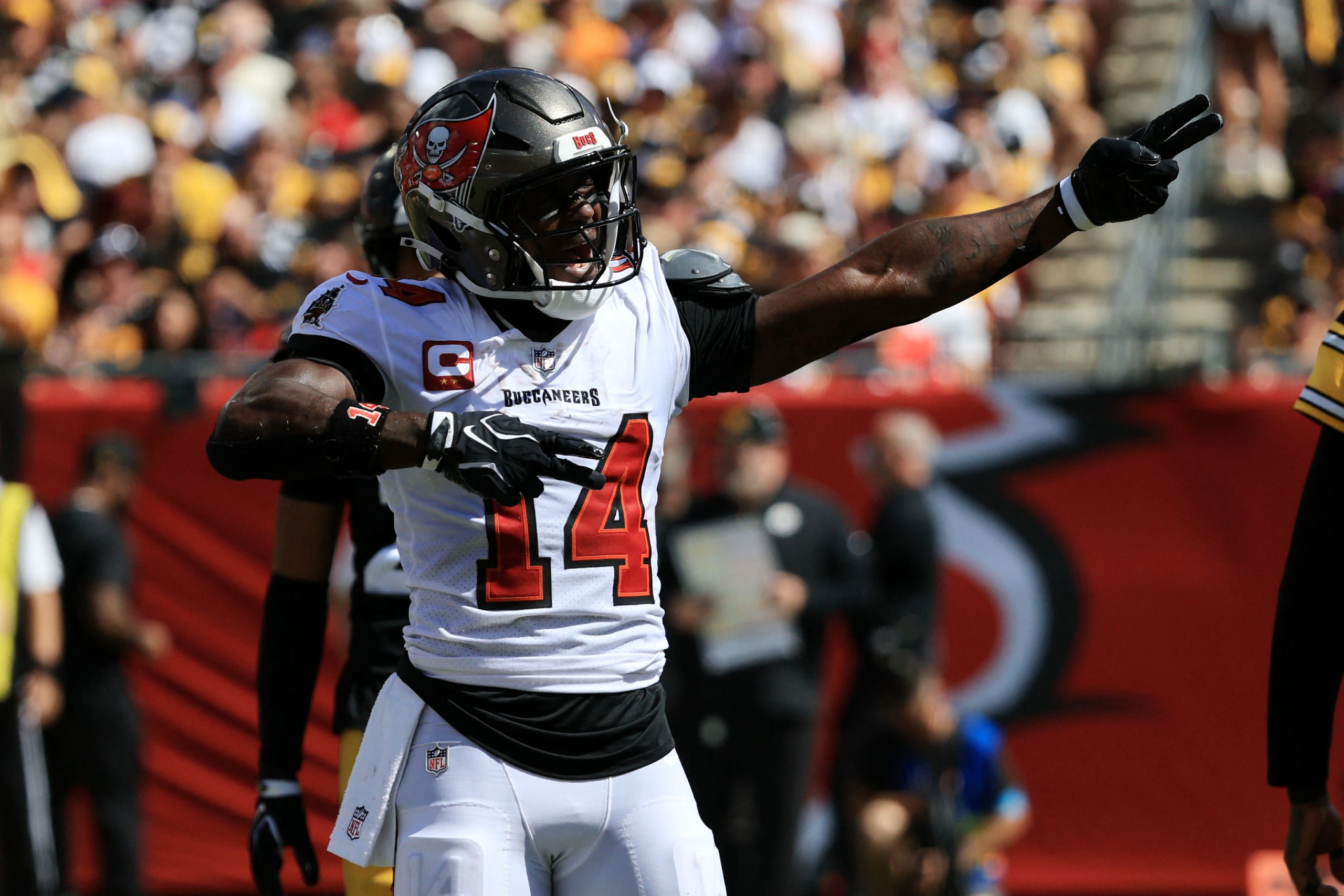 KC Chiefs Report Brings New & Affordable Receiver Target Before NFL Trade Deadline
