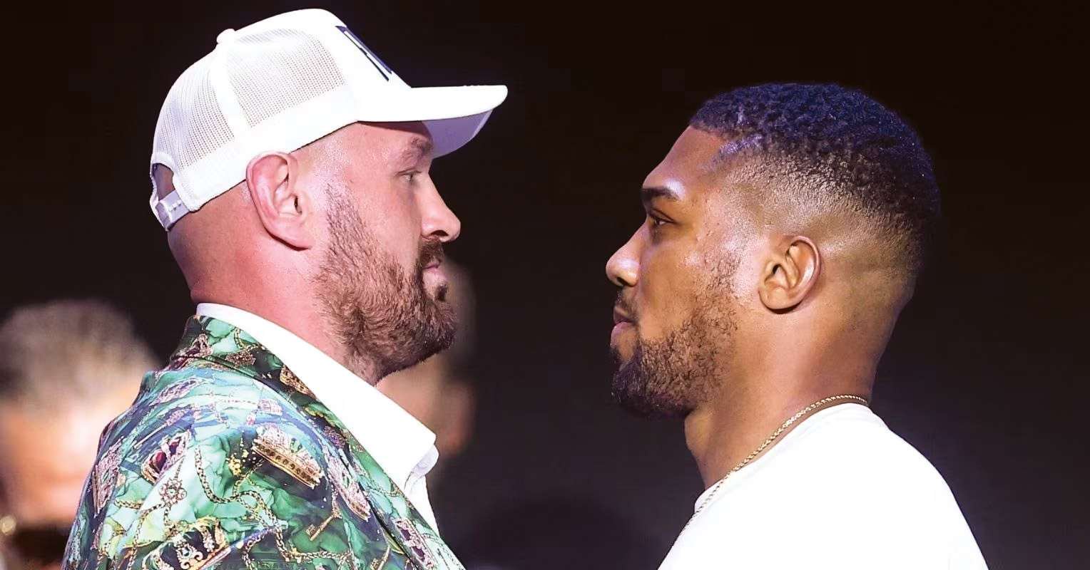David Haye “feels one man’s pain” as Tyson Fury vs Anthony Joshua set to fight for world title