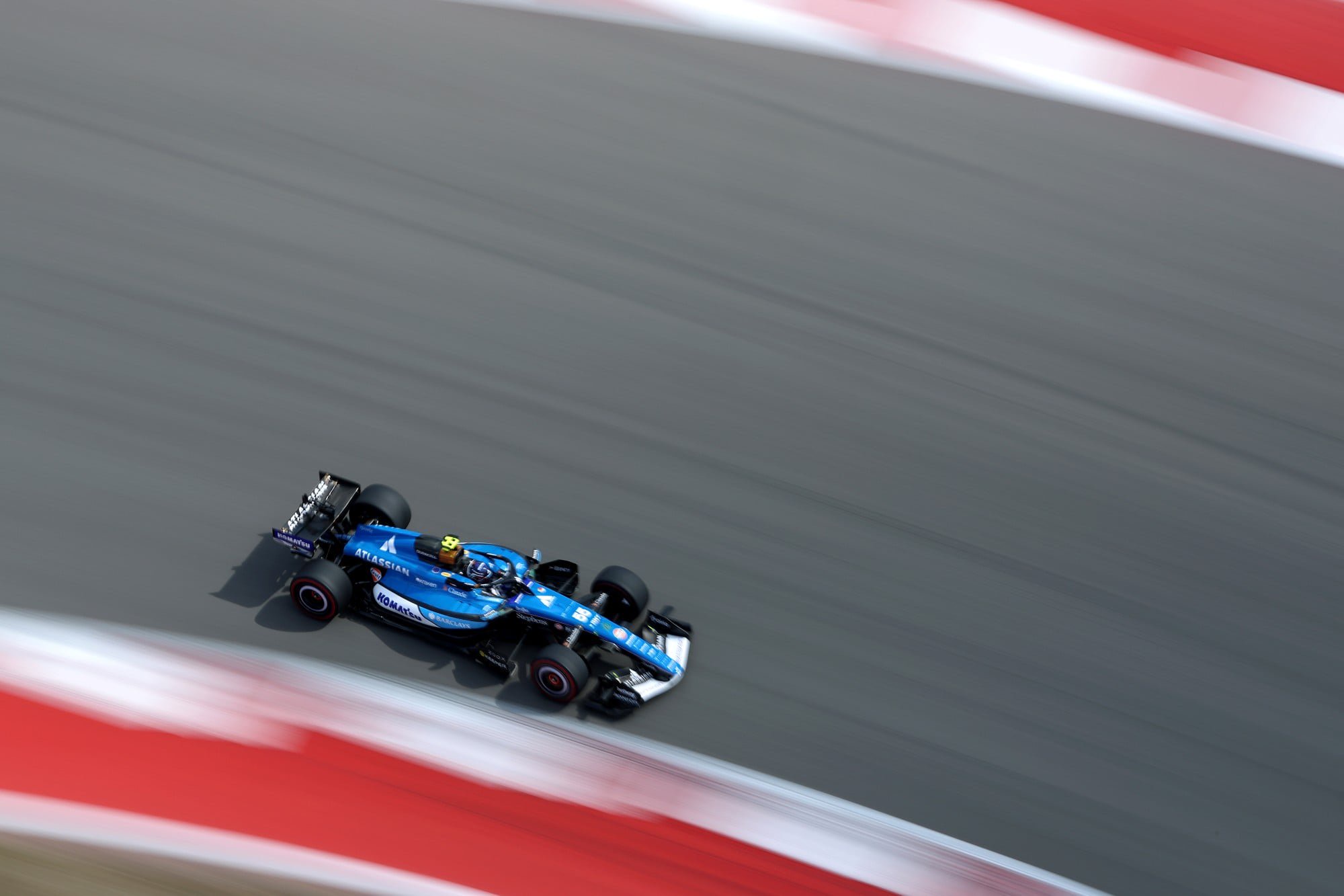 Carlos Sainz (ESP) Williams F1 Team FW48.