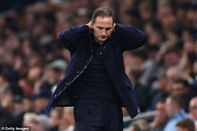 Frank Lampard's Coventry have lost their two-match winning streak but remain above the relegation zone