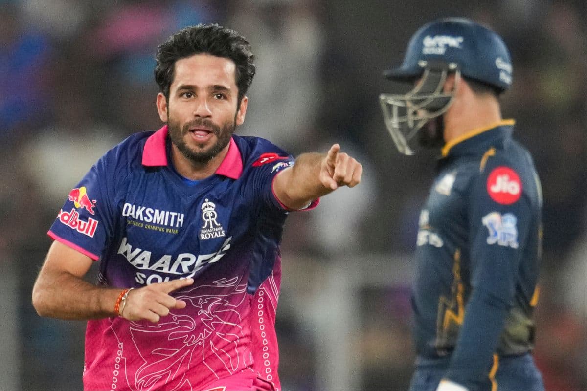 विकेट चटकाने के बाद रवि बिश्नोई.