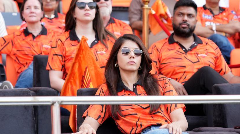  Kavya Maran
