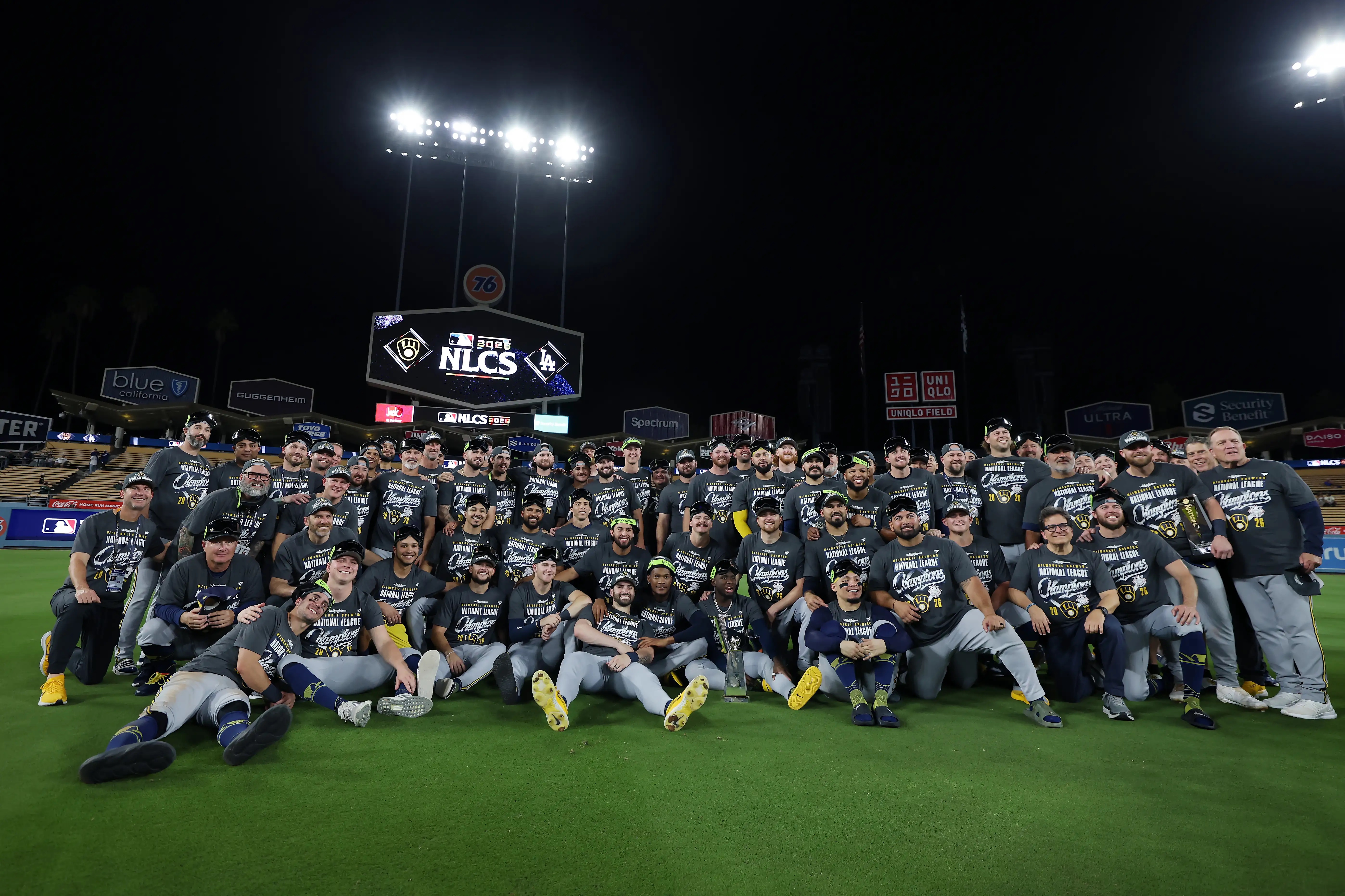 National League Championship Series: Milwaukee Brewers v Los Angeles Dodgers - Game Four