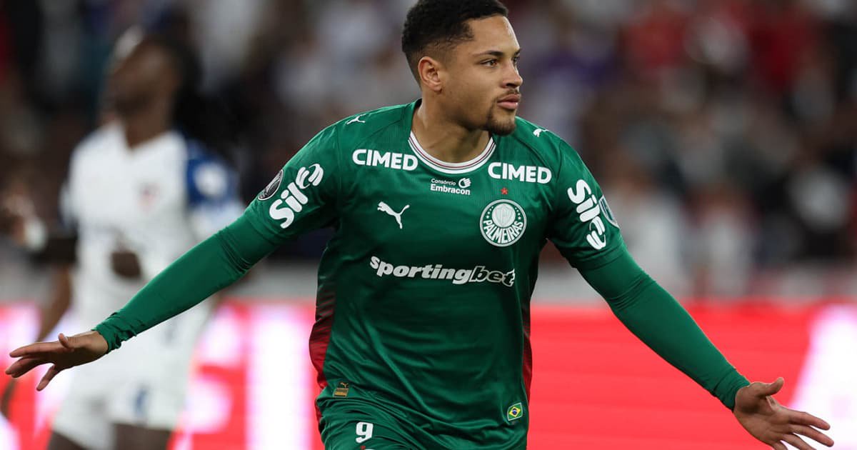 Palmeiras se prepara para desafio contra o Fluminense sem Vitor Roque