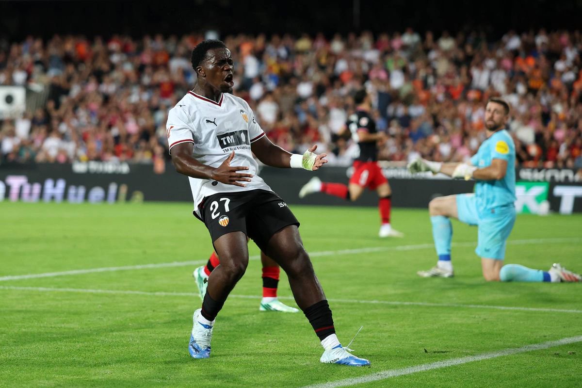 David Otorbi of Valencia CF reacts after missing a chance during the LaLiga EA Sports 2026/27 match between Valencia CF and Athletic Club at Estadi de Mestalla