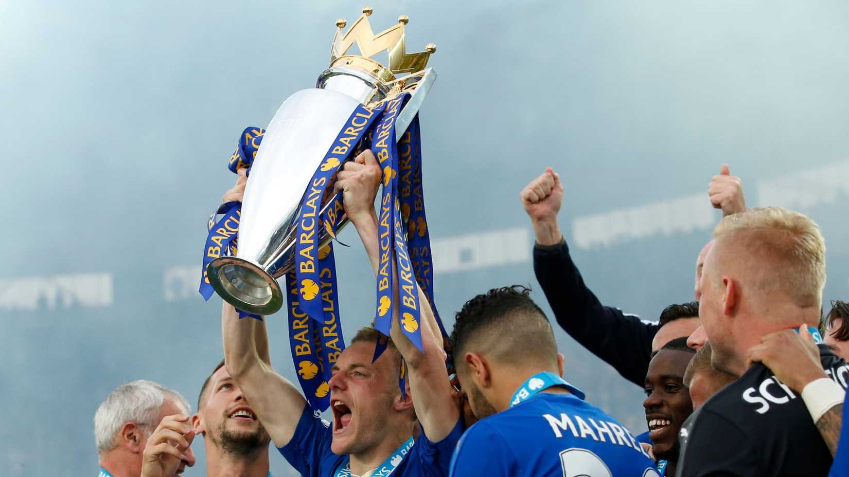 Jamie Vardy wins the Premier League at Leicester City