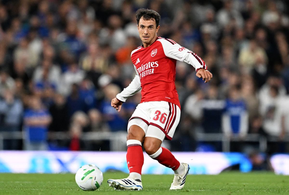 IPSWICH, ENGLAND - SEPTEMBER 15: Martin Zubimendi of Arsenal passes the ball during the Carabao Cup Third Round match between Ipswich Town and Arsenal at Portman Road on September 15, 2026 in Ipswich, England. (Photo by David Price/Arsenal FC via Getty Images)