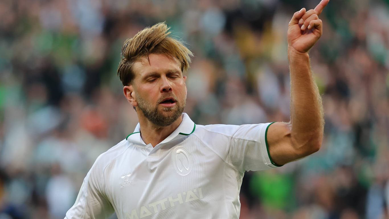 Augen zu und durch bei Niclas Füllkrug: Der Torjäger rettete Werder Bremen zuletzt ein 2:2 gegen Paderborn.