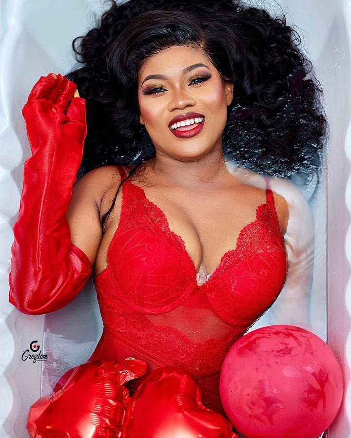 8 pictures of Sandra Ababio that show she is a hot gem in Ghana.