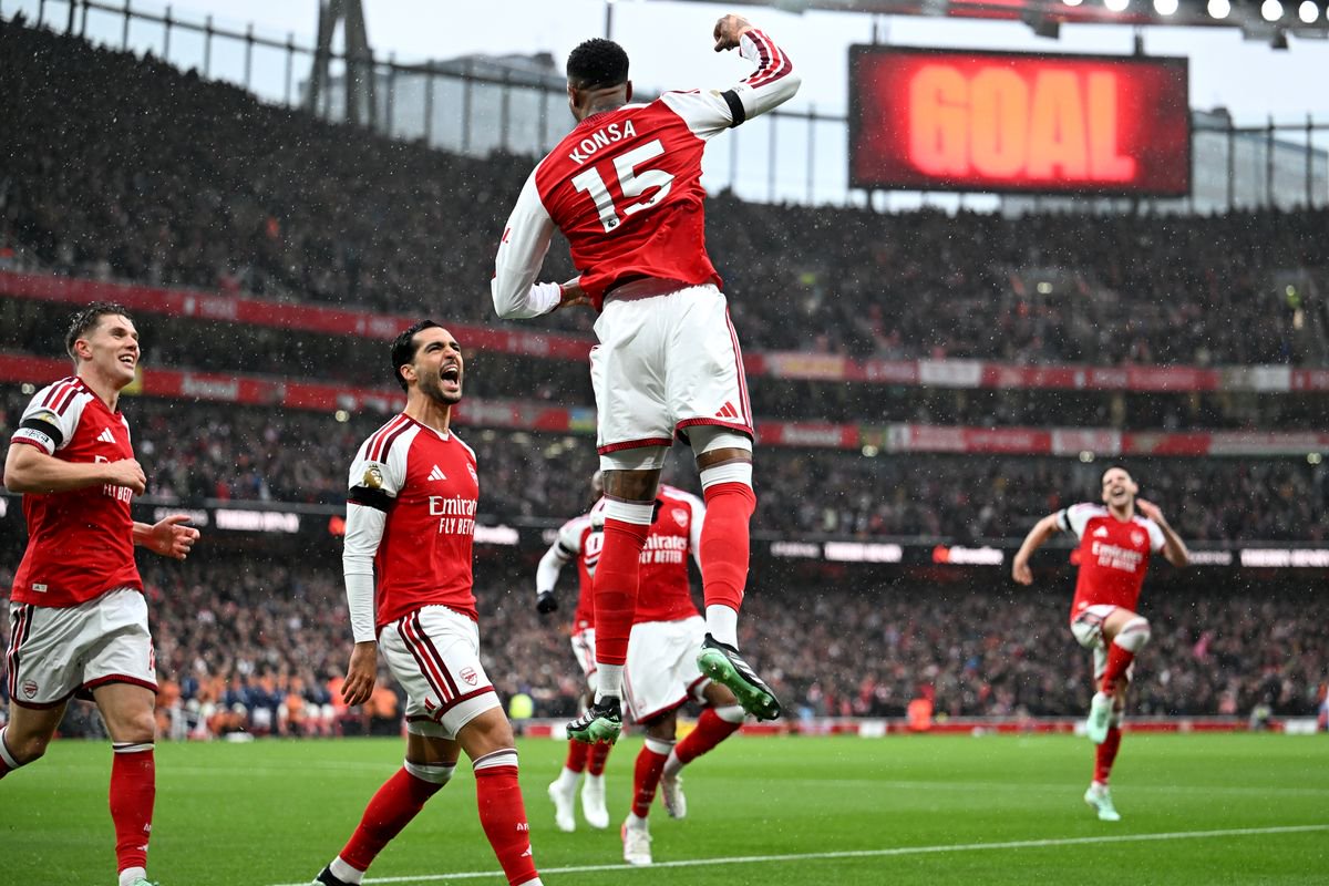 LONDON, ENGLAND - OCTOBER 24: Ezri Konsa of Arsenal celebrates scoring his team’s first goal the Premier League 2026/27 match between Arsenal FC and Everton at Emirates Stadium on October 24, 2026 in London, England. (Photo by David Price/Arsenal FC via Getty Images)