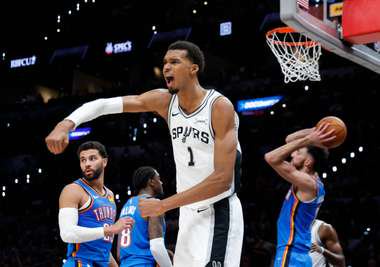 Oklahoma City Thunder  v San Antonio Spurs