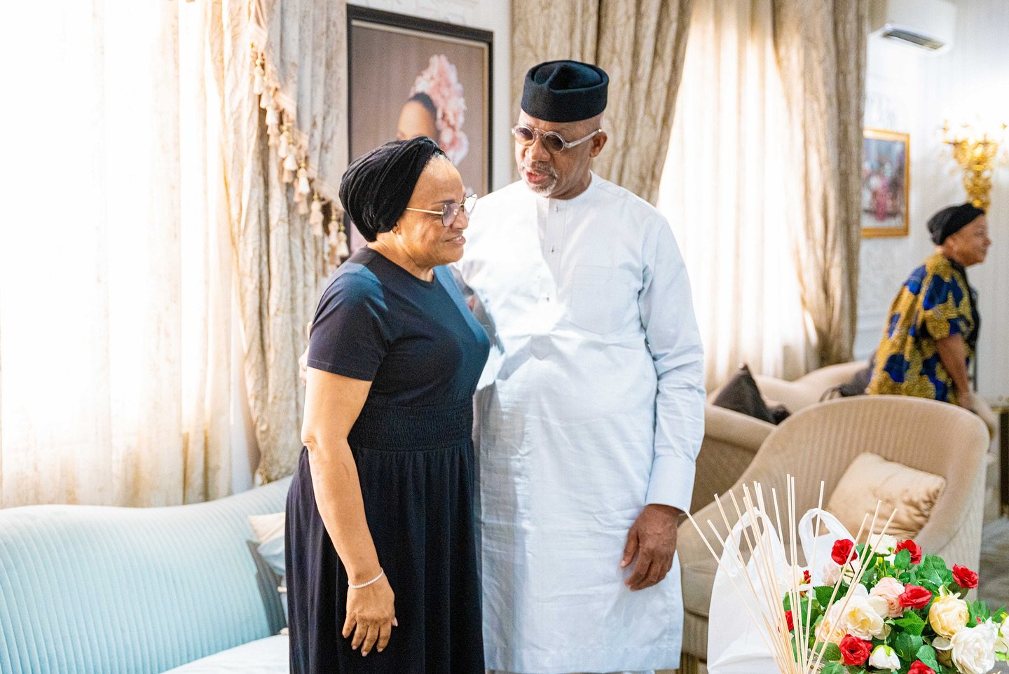 Ogun State Governor, Prince Dapo Abiodun, pays condolence visit to the Ajimobi family following the tragic loss of their daughter, Abisola Kola-Daisi