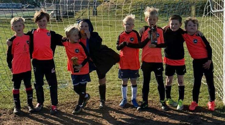 Thorley Manor under-eight White