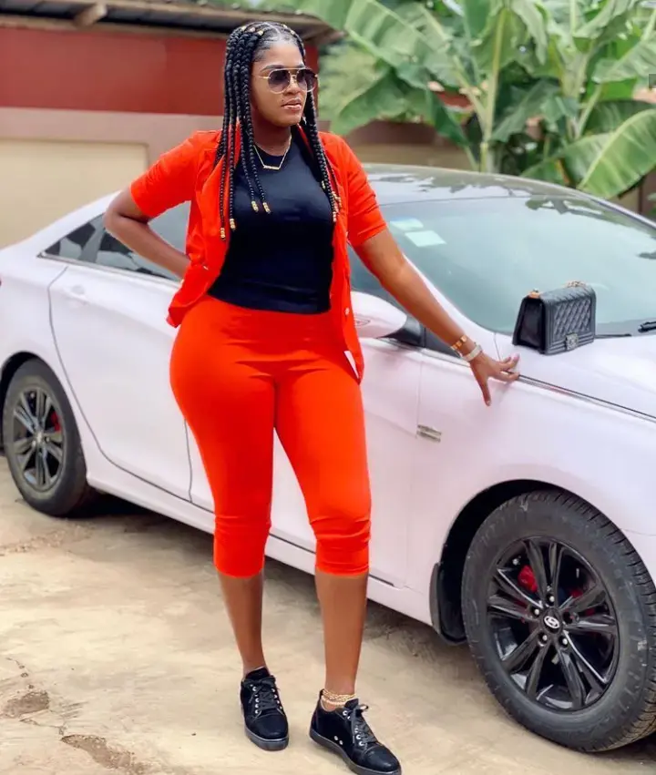 Check Lovely Pictures Ghanaian Lady Carpenter (See Photos)