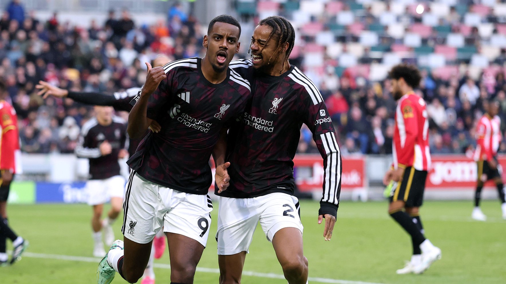 'Waiting for my moment!' – Alexander Isak reveals mind-set behind dramatic Liverpool winner
