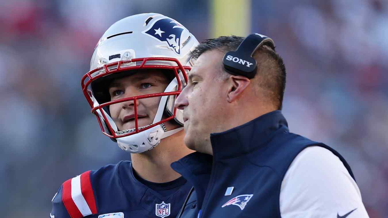 Mike Vrabel Drake Maye New England Patriots