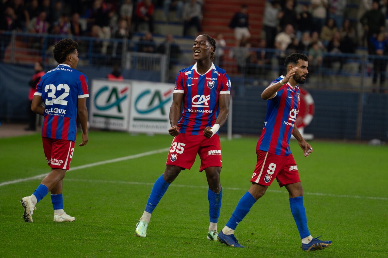 Mathis Daffot réalise des débuts rêvés chez les pros, lui qui ne s'entraînait jamais avec le groupe A jusqu'à ces deux dernières semaines.