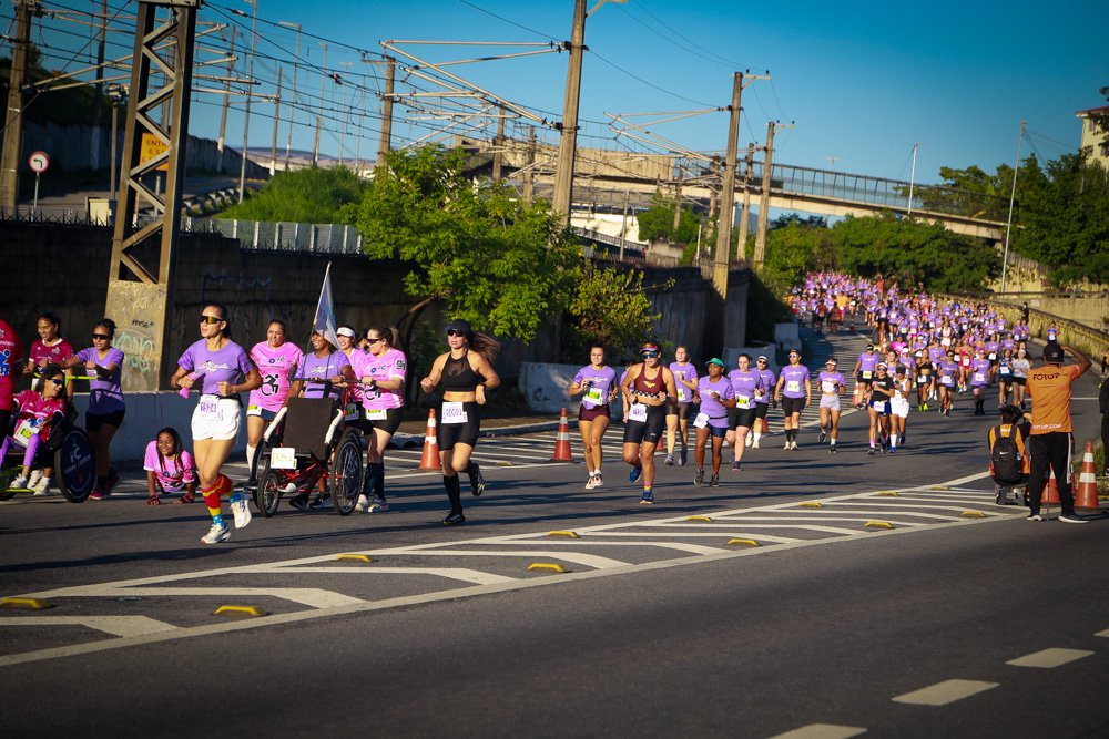 marginal pinheiros interditada em são paulo corrida mulher maravilha