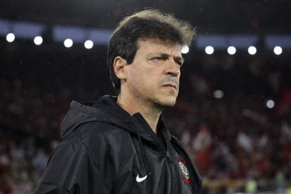 Fernando Diniz embolsa quantia milionária com rescisões em Corinthians, Vasco e Cruzeiro
