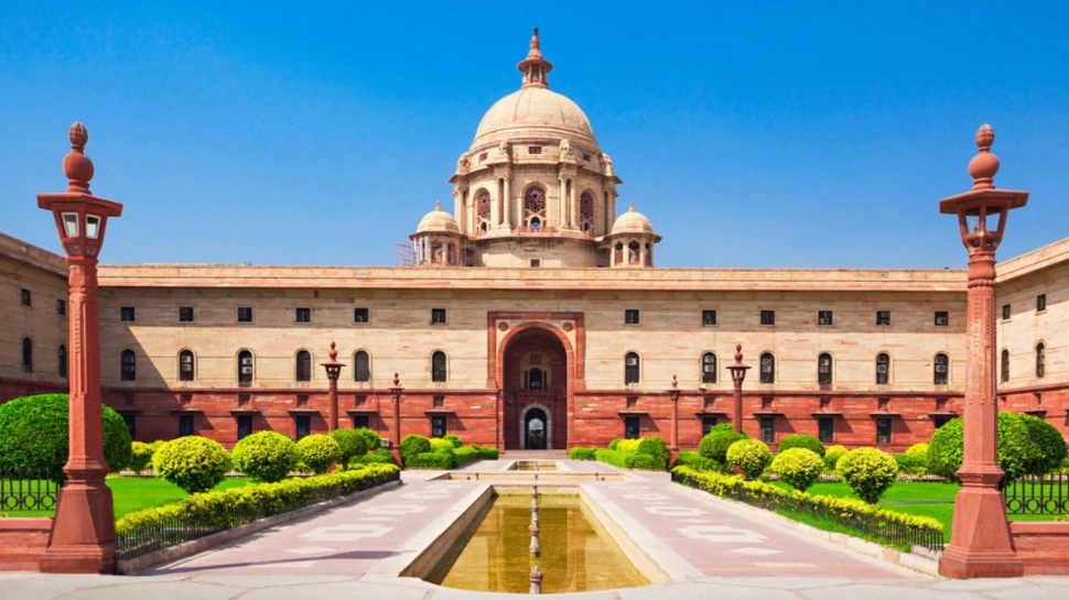 President Election: राष्ट्रपति उम्मीदवार की रेस में ये नाम चल रहे सबसे आगे, ये दिग्गज भी लिस्ट में शामिल
