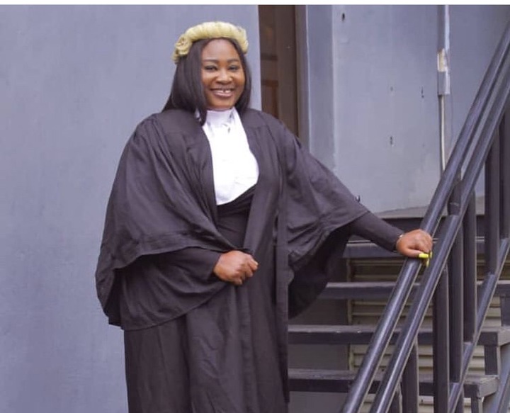Fans and Colleagues Congratulates Actress Yetunde Bakare As She Graduates From Law School