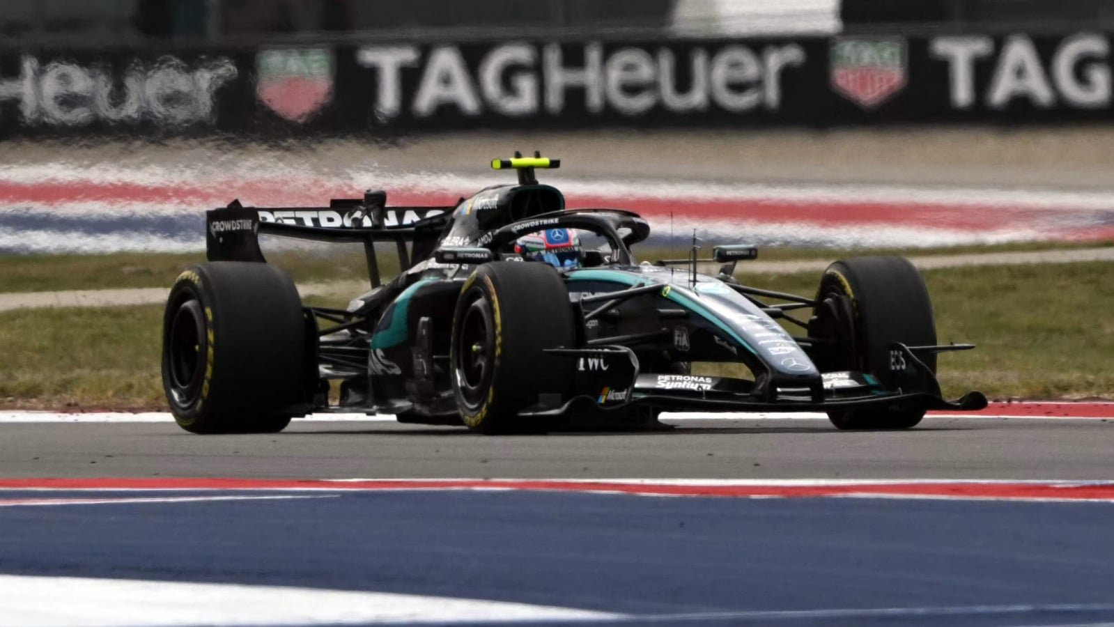 Mercedes' Italian driver Kimi Antonelli races during the United States Formula One Grand Prix at the Circuit of the Americas in Austin, Texas, on October 25, 2026