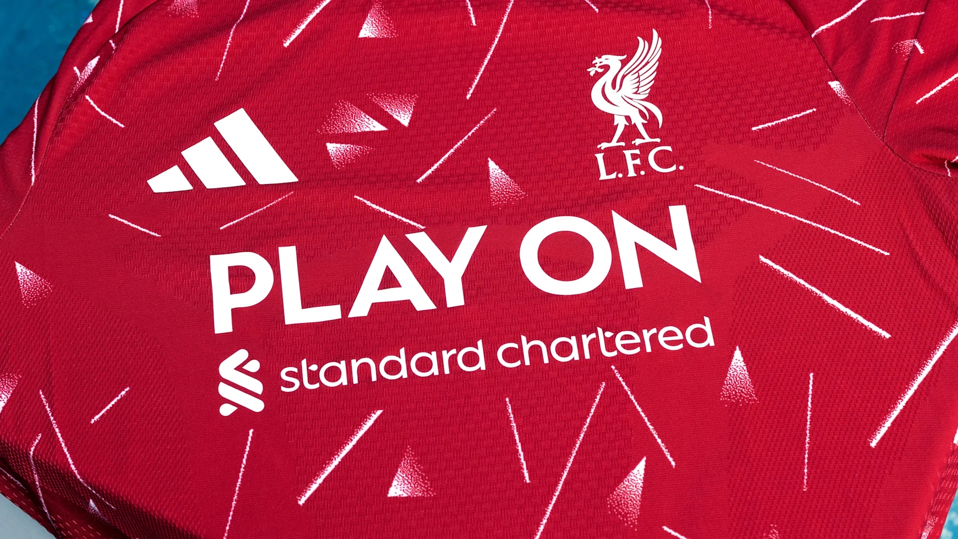 Standard Chartered 'Play On' logo - 21/10/2026