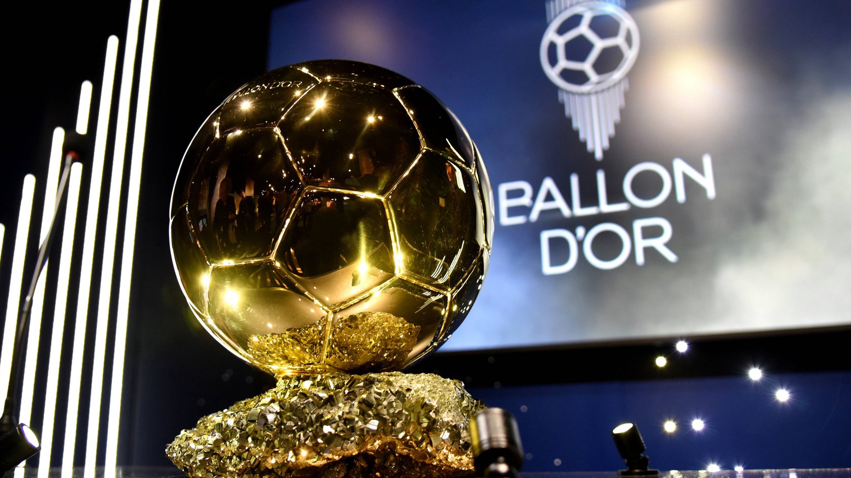 Der Ballon d'Or geht an die besten Fußballer und Fußballerinnen der vergangenen Saison