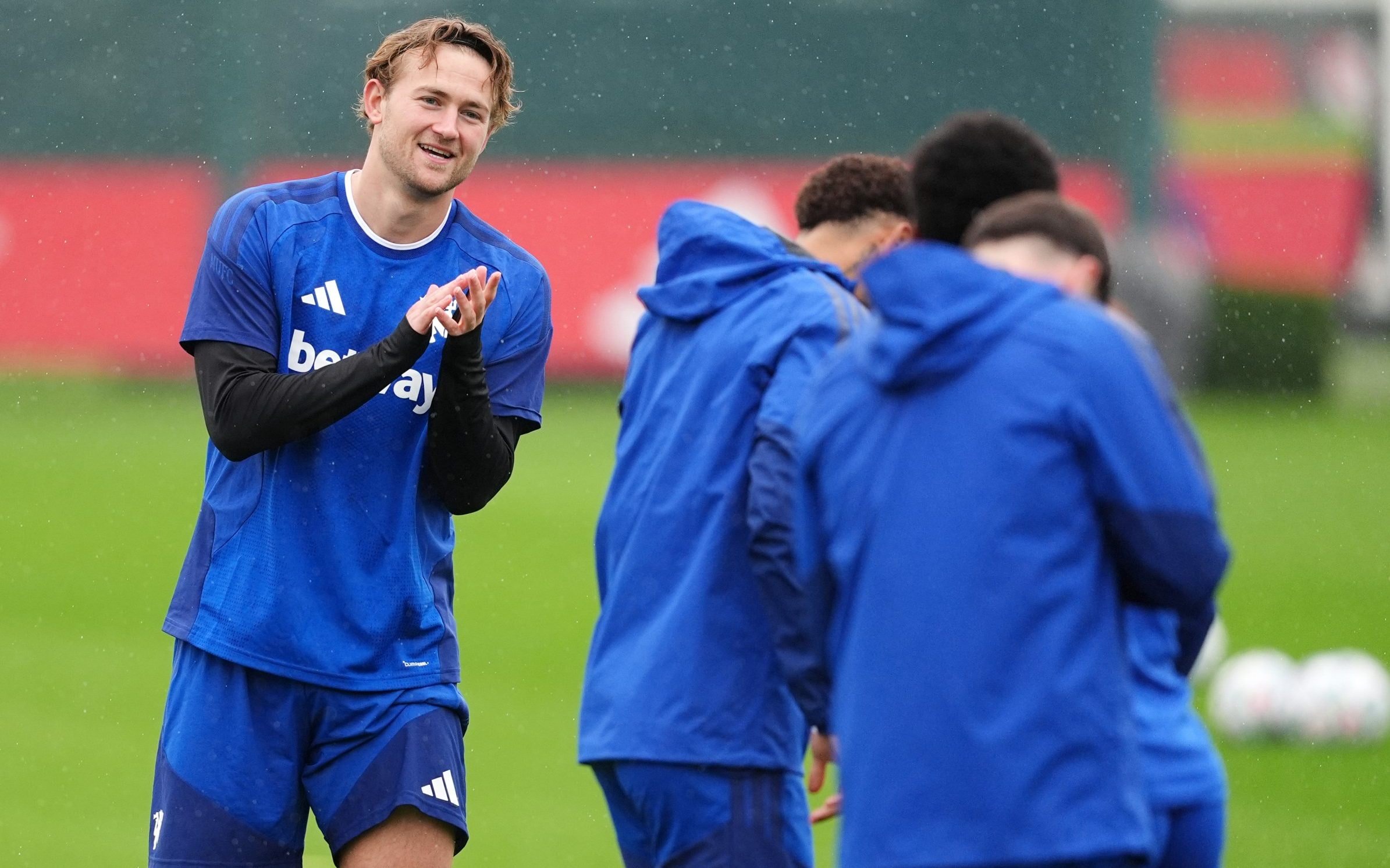 Matthijs de Ligt training for Man Utd v Como