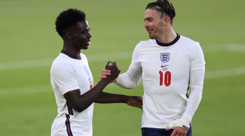Jack Grealish sends four-word question to Bukayo Saka, Arsenal star responds