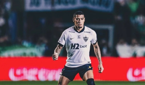 Zagueiro Ruan Tressoldi
