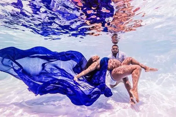 Beautiful Pictures Pregnant Women That Photoshoot Underwater