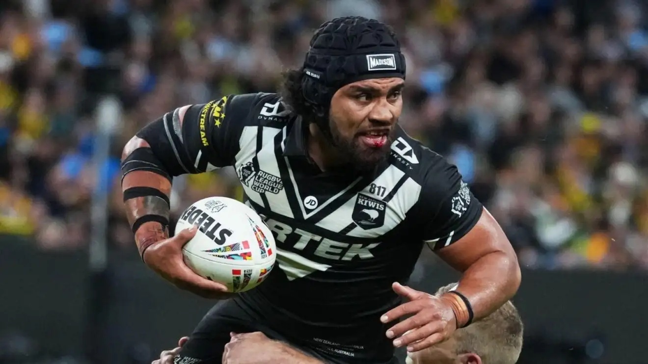 Isaiah Papali'i in action for New Zealand during the 2021 Rugby League World Cup
