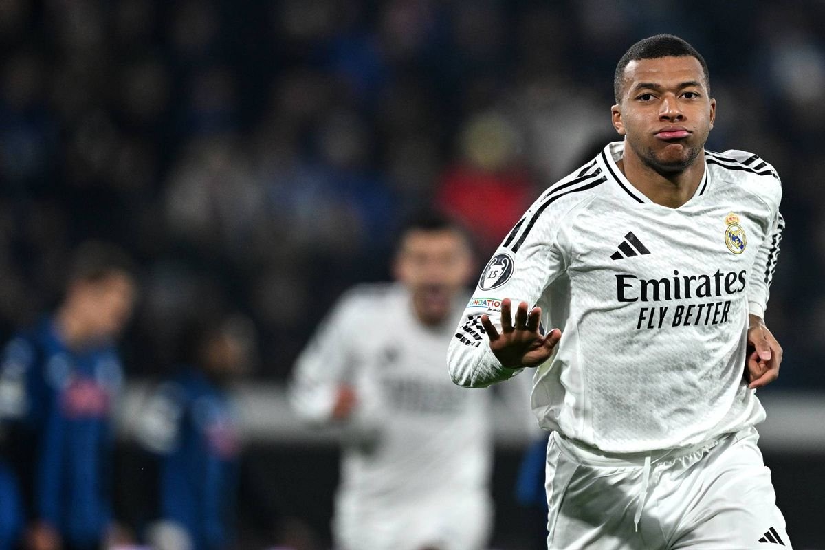 Kylian Mbappe' of Real Madrid celebrates after scoring the first goal of his team during the UEFA Champions League 2024/25 League Phase MD6 match between Atalanta BC and Real Madrid