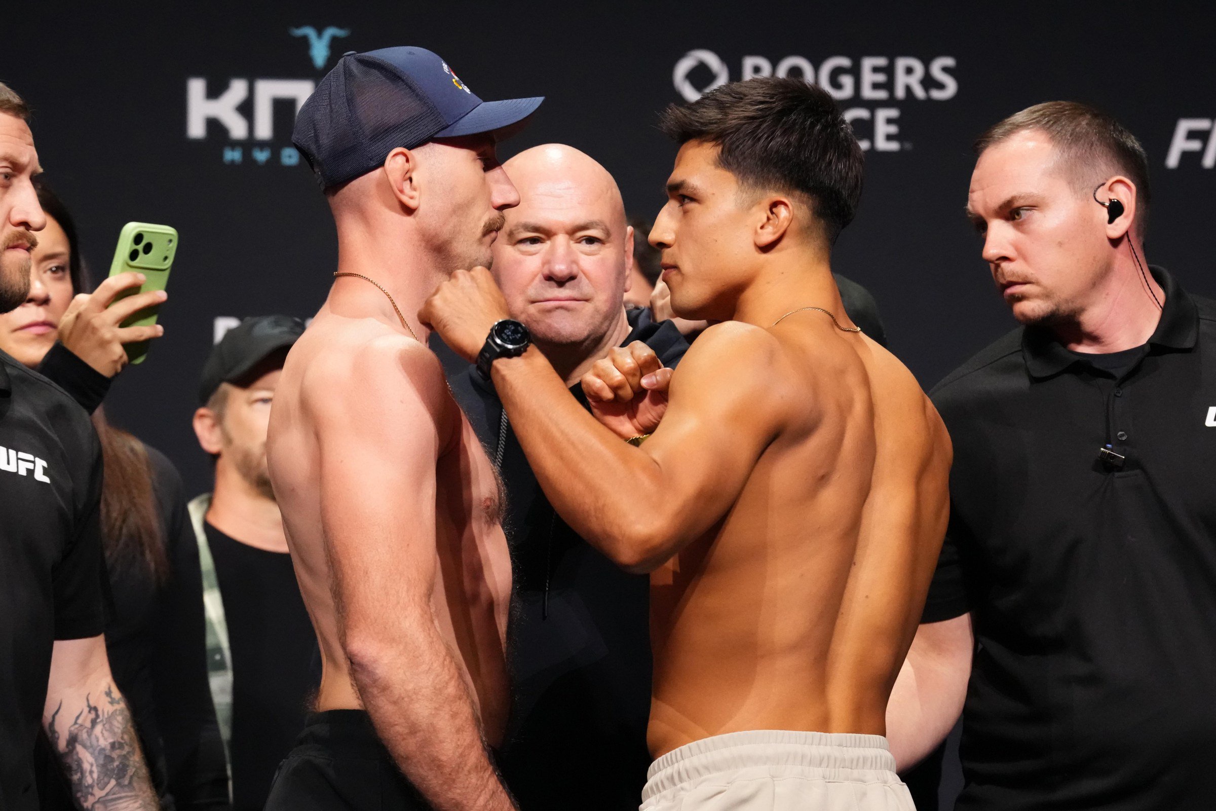 Photo by Ed Mulholland/Zuffa LLC
