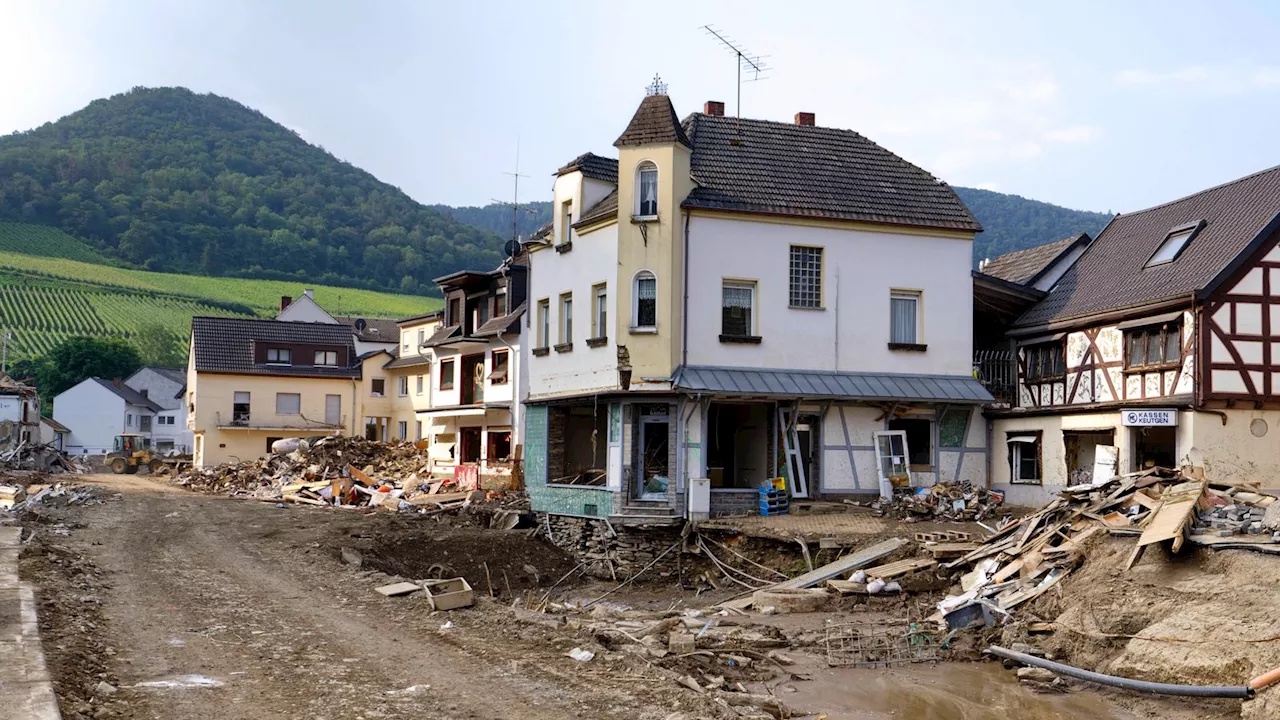 Nach der Ahrtal-Flut: Elementarschadenversicherung für alle?
