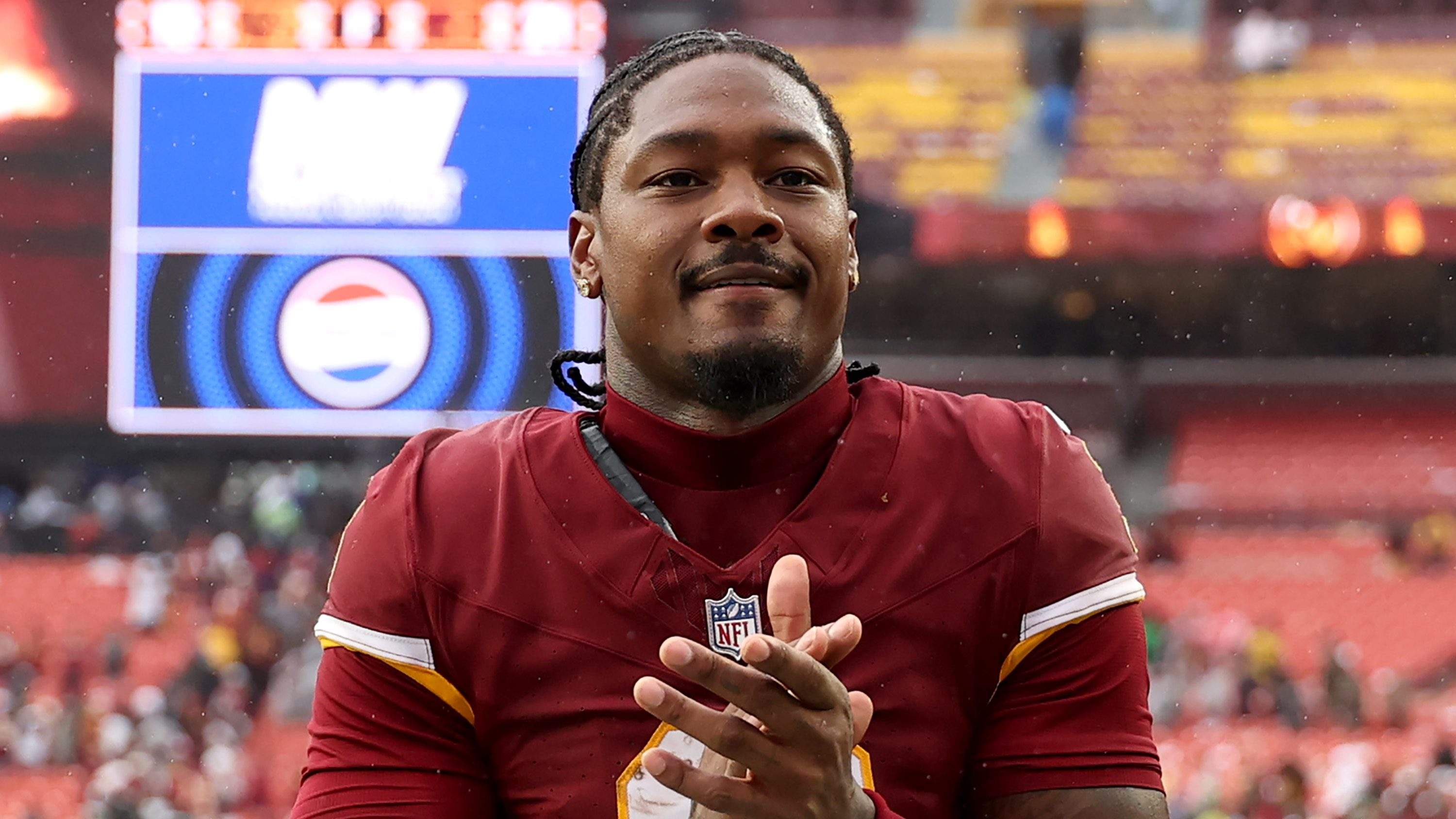 Stefon Diggs, Commanders