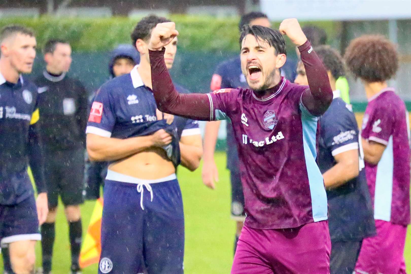 Henry Dunn celebrates. Photo: Jason Richardson