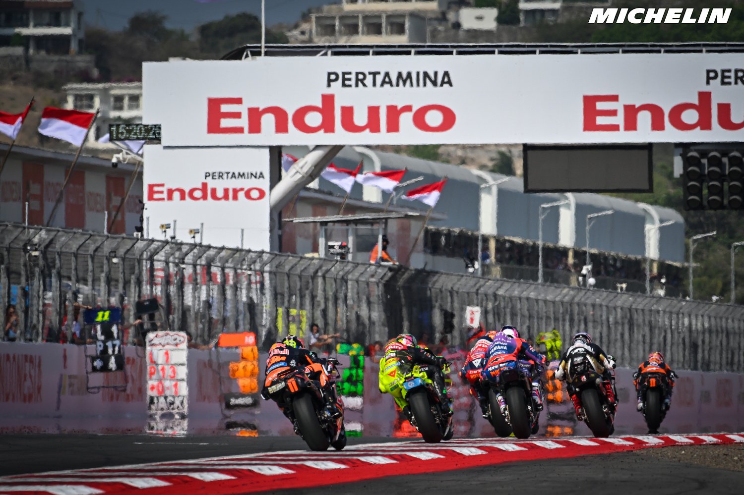 Les pilotes de MotoGP contraints de ralentir pour respecter les règles de sécurité alors que des changements sont prévus pour 2027.