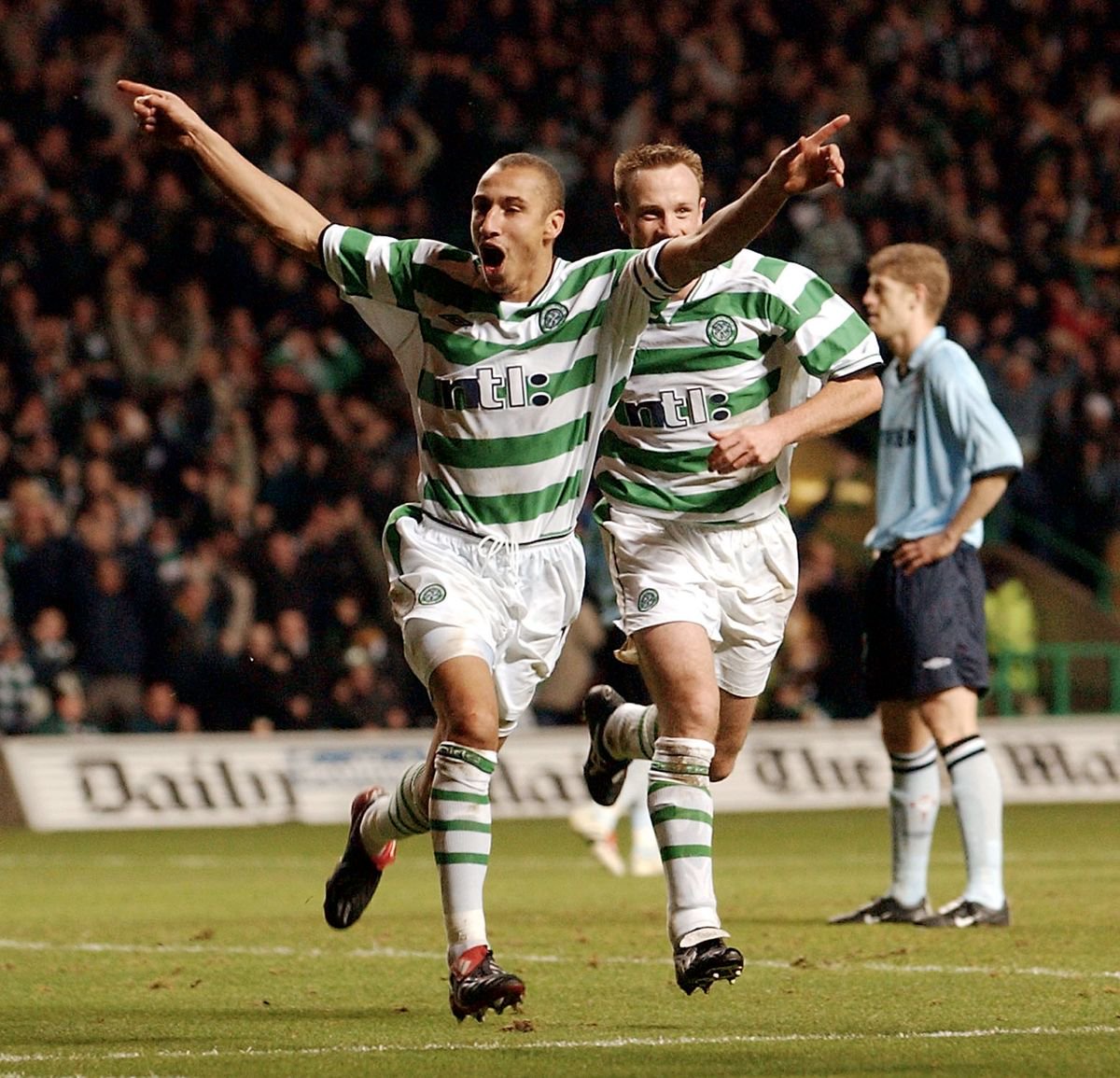 Larsson scores as Celtic beat Celta Vigo 1-0 at home on the road to Seville