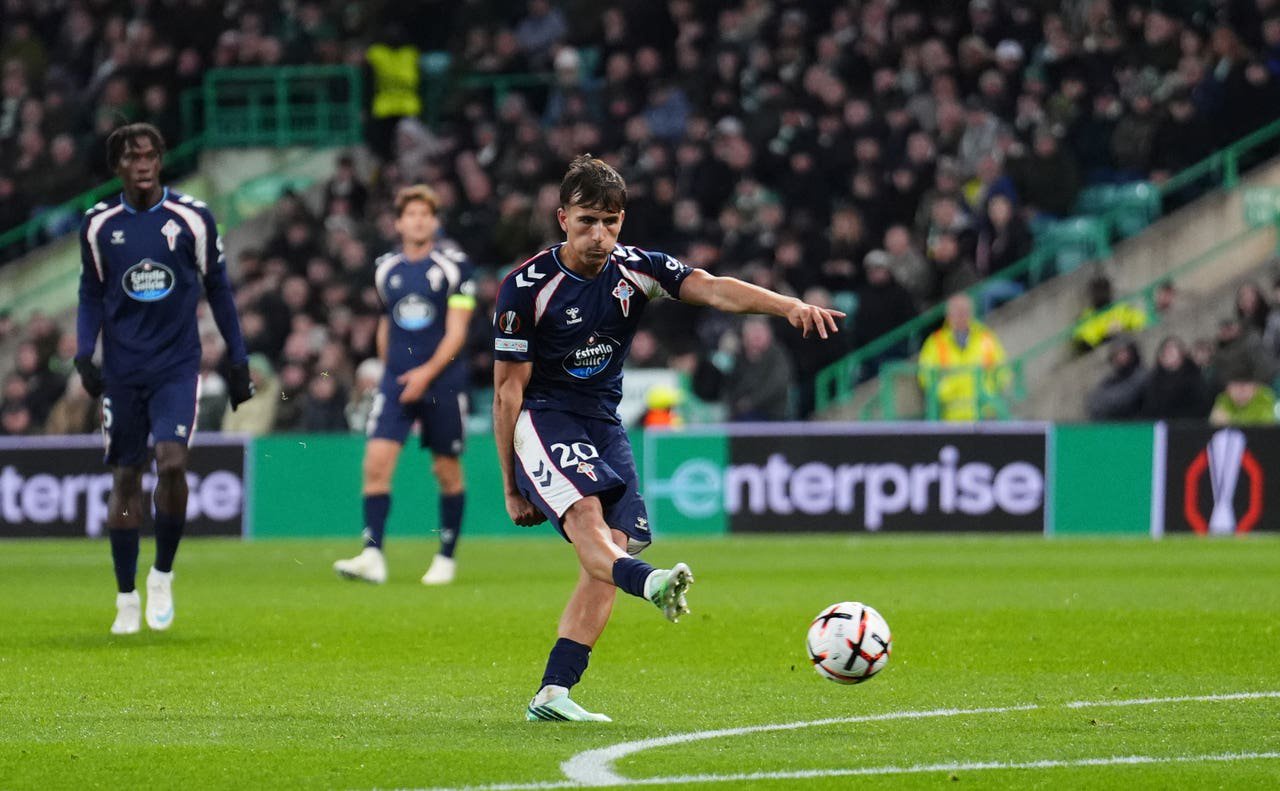 Javi Rodriguez scores his and Celta Vigo’s second goal against Celtic