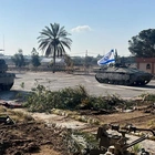 Live updates: Israeli forces enter Rafah and take control of border crossing