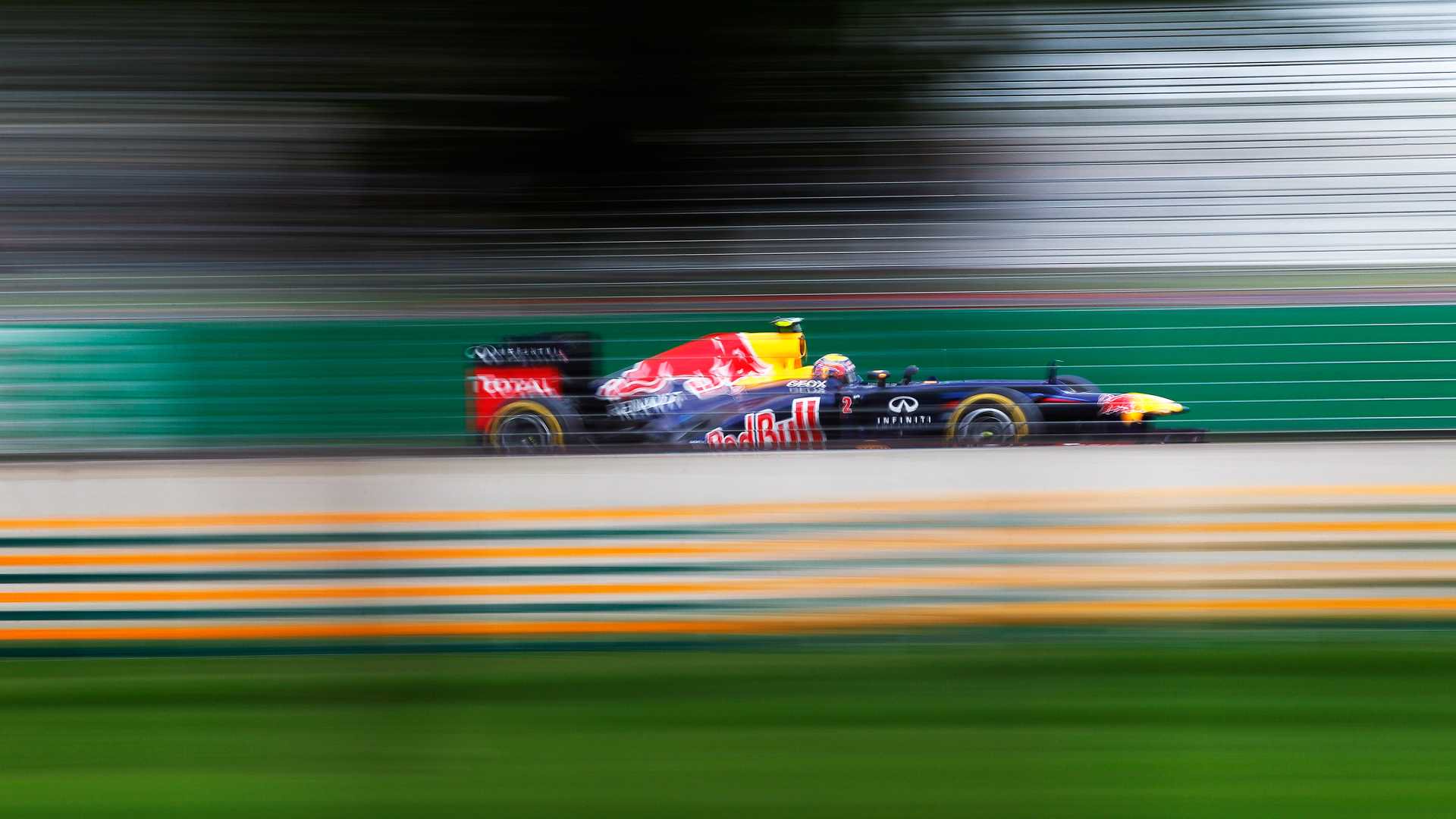 Infiniti and Red Bull Racing at 2012 Australian Grand Prix side on track