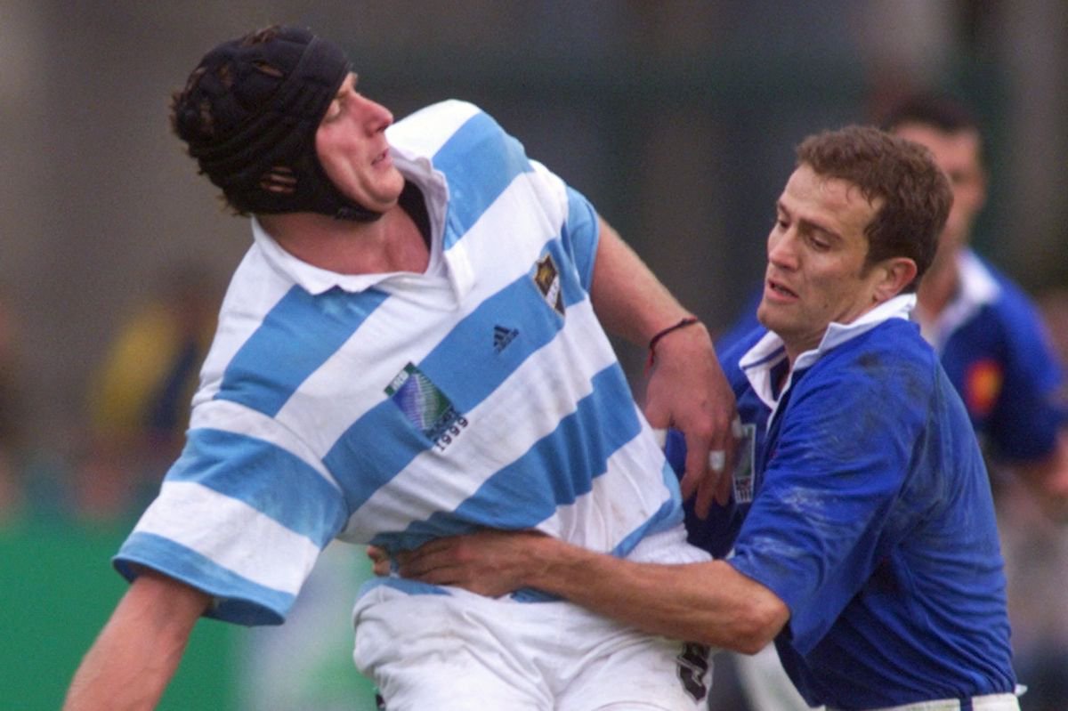 Alejandro Allub playing at the 1999 Rugby World Cup