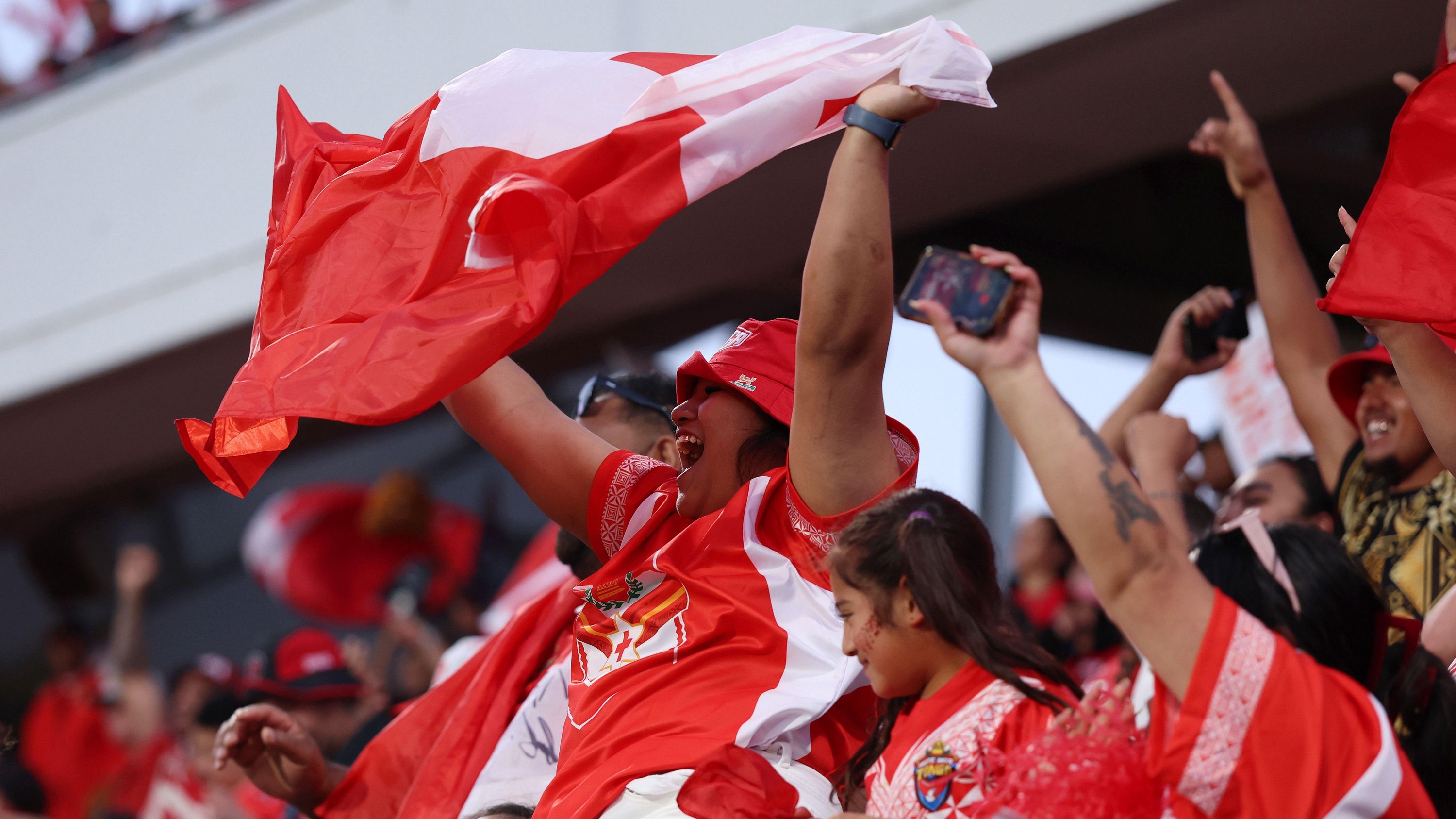 Tonga fans
